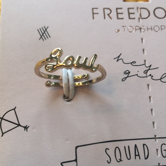 TopShop Rings - Picture 3 of 4